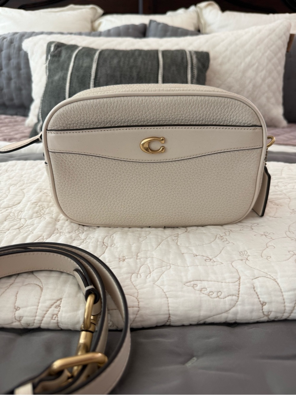 EUC Coach Jamie Camera Bag Chalk